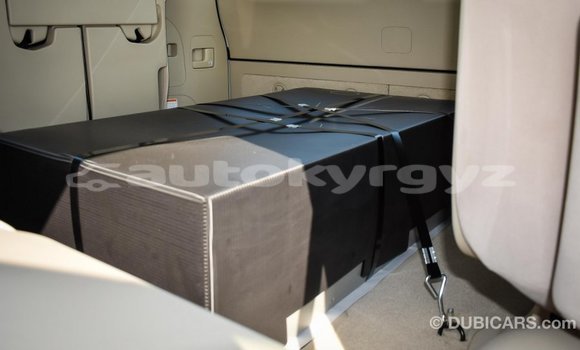 Buy Import Toyota Land Cruiser White Car in Import - Dubai in Batken Buy Import Toyota Land Cruiser White Car in Import - Dubai in Batken