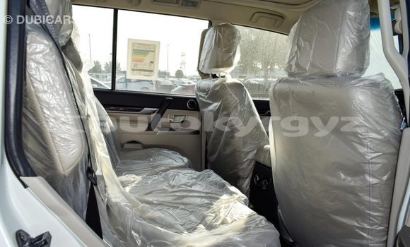 Buy Import Mitsubishi Pajero White Car in Import - Dubai in Batken Buy Import Mitsubishi Pajero White Car in Import - Dubai in Batken