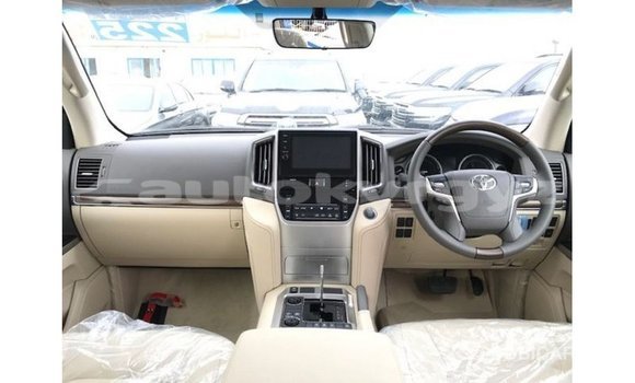 Buy Import Toyota Land Cruiser White Car in Import - Dubai in Batken Buy Import Toyota Land Cruiser White Car in Import - Dubai in Batken