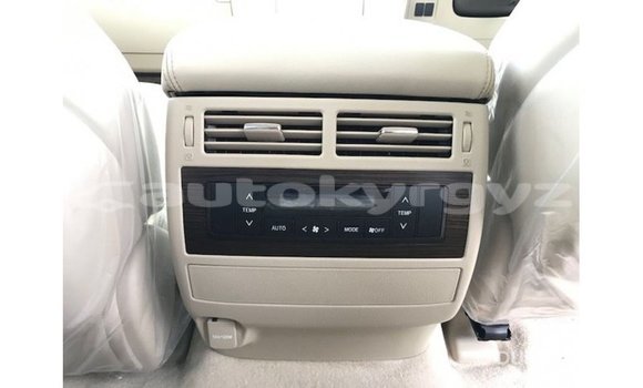 Buy Import Toyota Land Cruiser White Car in Import - Dubai in Batken Buy Import Toyota Land Cruiser White Car in Import - Dubai in Batken