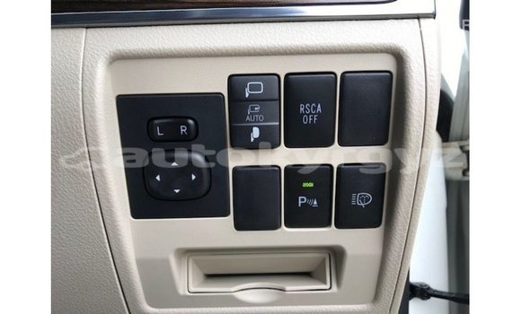 Buy Import Toyota Land Cruiser White Car in Import - Dubai in Batken Buy Import Toyota Land Cruiser White Car in Import - Dubai in Batken