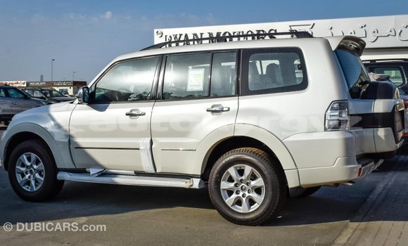 Buy Import Mitsubishi Pajero White Car in Import - Dubai in Batken Buy Import Mitsubishi Pajero White Car in Import - Dubai in Batken