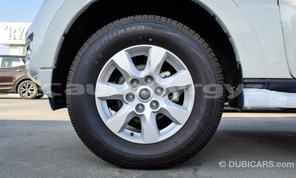 Buy Import Mitsubishi Pajero White Car in Import - Dubai in Batken