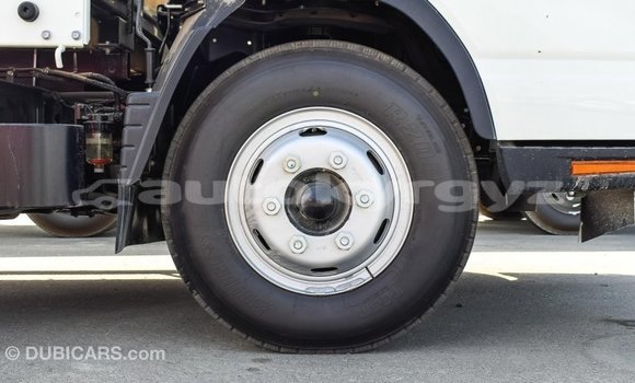 Buy Import Mitsubishi Carisma White Car in Import - Dubai in Batken