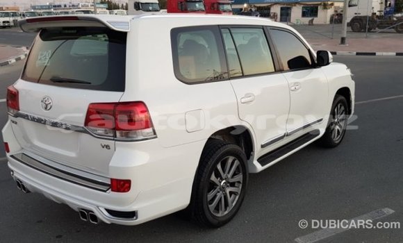 Buy Import Toyota Land Cruiser White Car in Import - Dubai in Batken Buy Import Toyota Land Cruiser White Car in Import - Dubai in Batken