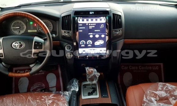 Buy Import Toyota Land Cruiser White Car in Import - Dubai in Batken Buy Import Toyota Land Cruiser White Car in Import - Dubai in Batken
