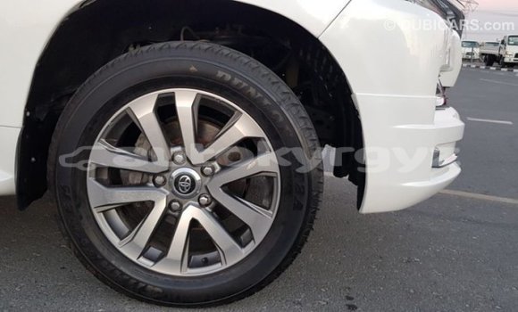 Buy Import Toyota Land Cruiser White Car in Import - Dubai in Batken Buy Import Toyota Land Cruiser White Car in Import - Dubai in Batken