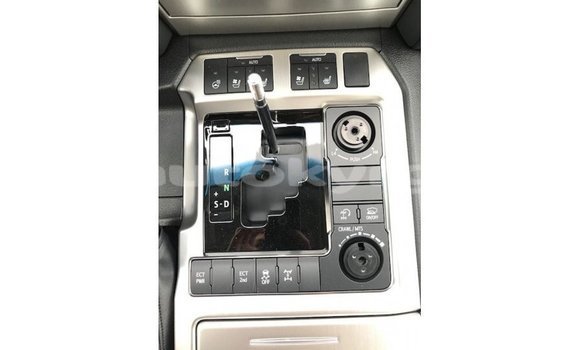 Buy Import Toyota Land Cruiser White Car in Import - Dubai in Batken Buy Import Toyota Land Cruiser White Car in Import - Dubai in Batken