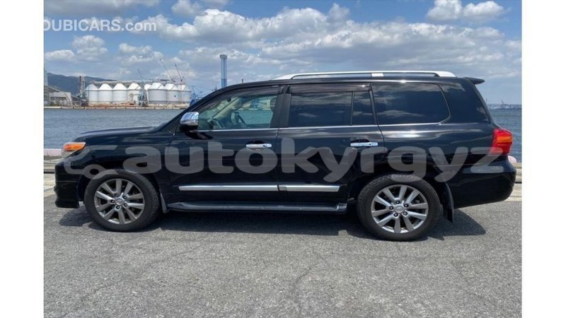 Big with watermark toyota land cruiser batken import dubai 3705