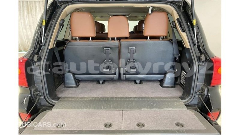 Big with watermark toyota land cruiser batken import dubai 3705