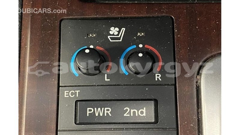 Big with watermark toyota land cruiser batken import dubai 3705