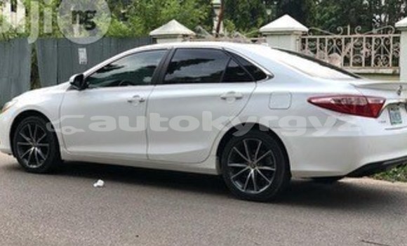 Buy Used Toyota Camry White Car in Bishkek in Bishkek Buy Used Toyota Camry White Car in Bishkek in Bishkek