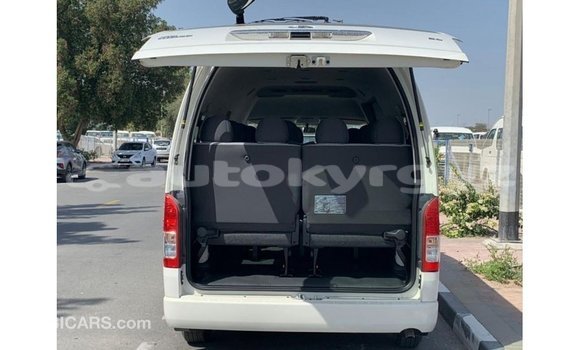 Buy Import Toyota Hiace White Car in Import - Dubai in Batken Buy Import Toyota Hiace White Car in Import - Dubai in Batken