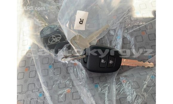 Buy Import Toyota Hiace White Car in Import - Dubai in Batken Buy Import Toyota Hiace White Car in Import - Dubai in Batken