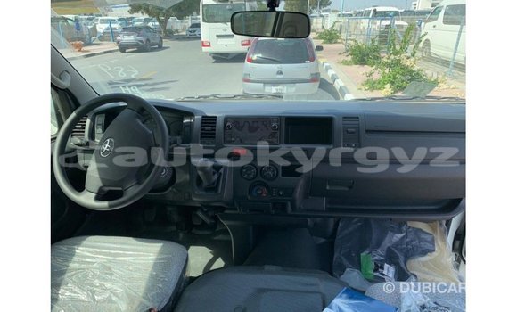Buy Import Toyota Hiace White Car in Import - Dubai in Batken Buy Import Toyota Hiace White Car in Import - Dubai in Batken