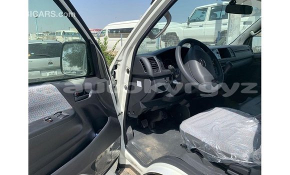 Buy Import Toyota Hiace White Car in Import - Dubai in Batken Buy Import Toyota Hiace White Car in Import - Dubai in Batken