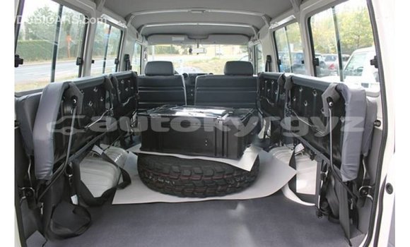 Buy Import Toyota Land Cruiser White Car in Import - Dubai in Batken Buy Import Toyota Land Cruiser White Car in Import - Dubai in Batken