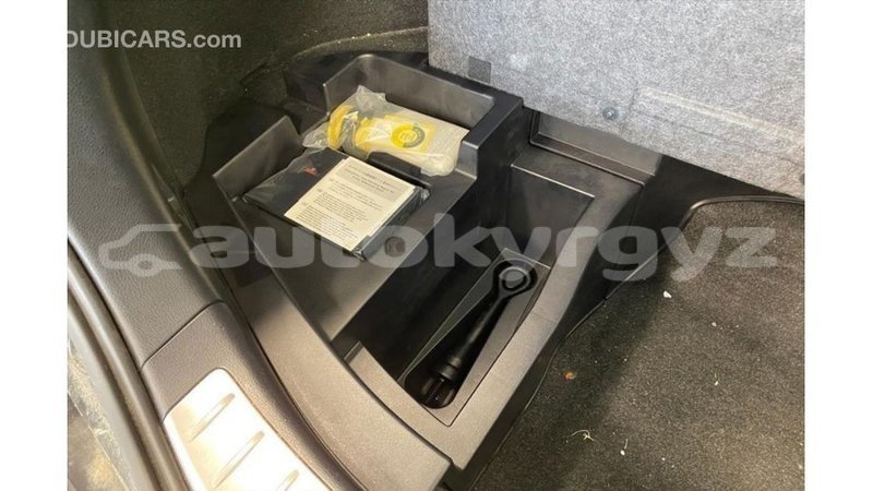 Big with watermark toyota harrier batken import dubai 3719