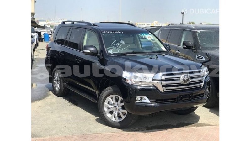 Big with watermark toyota land cruiser batken import dubai 3720