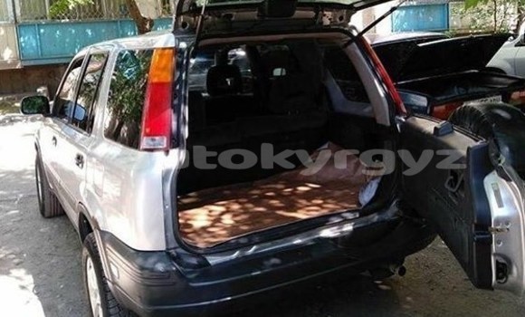Buy Used Honda CR–V Silver Car in Bishkek in Bishkek Buy Used Honda CR–V Silver Car in Bishkek in Bishkek