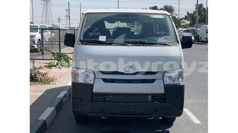 Big with watermark toyota hiace batken import dubai 3727