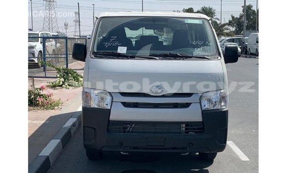 Buy Import Toyota Hiace White Car in Import - Dubai in Batken Buy Import Toyota Hiace White Car in Import - Dubai in Batken