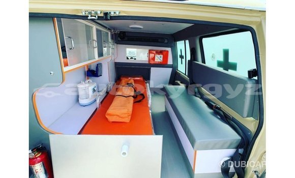 Buy Import Toyota Land Cruiser Beige Car in Import - Dubai in Batken Buy Import Toyota Land Cruiser Beige Car in Import - Dubai in Batken