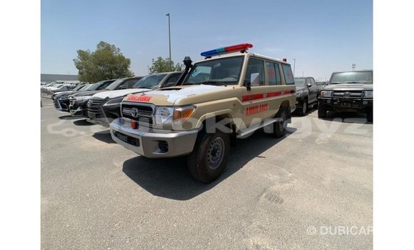 Buy Import Toyota Land Cruiser Beige Car in Import - Dubai in Batken Buy Import Toyota Land Cruiser Beige Car in Import - Dubai in Batken