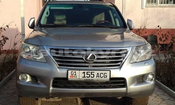 Buy Used Lexus LX 570 Silver Car in Bishkek in Bishkek Buy Used Lexus LX 570 Silver Car in Bishkek in Bishkek