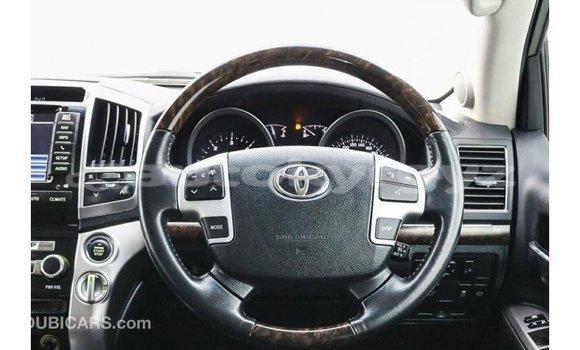 Buy Import Toyota Land Cruiser White Car in Import - Dubai in Batken Buy Import Toyota Land Cruiser White Car in Import - Dubai in Batken