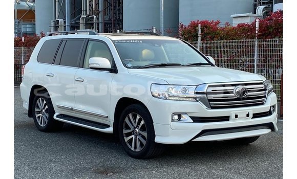 Buy Import Toyota Land Cruiser White Car in Import - Dubai in Batken Buy Import Toyota Land Cruiser White Car in Import - Dubai in Batken
