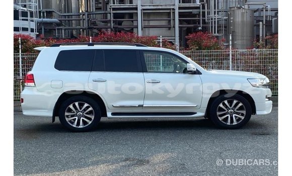 Buy Import Toyota Land Cruiser White Car in Import - Dubai in Batken Buy Import Toyota Land Cruiser White Car in Import - Dubai in Batken