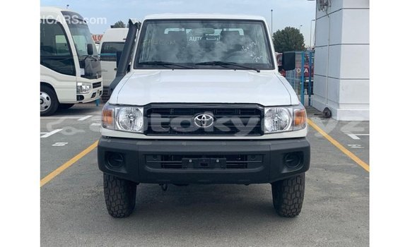 Buy Import Toyota Land Cruiser White Car in Import - Dubai in Batken Buy Import Toyota Land Cruiser White Car in Import - Dubai in Batken