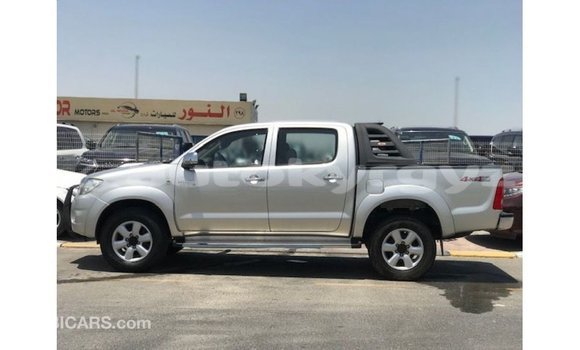 Buy Import Toyota Hilux Other Car in Import - Dubai in Batken Buy Import Toyota Hilux Other Car in Import - Dubai in Batken