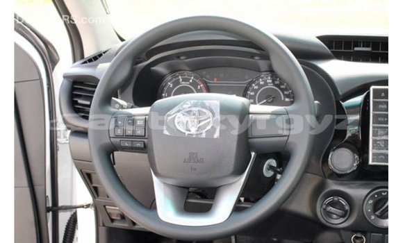 Buy Import Toyota Hilux White Car in Import - Dubai in Batken Buy Import Toyota Hilux White Car in Import - Dubai in Batken
