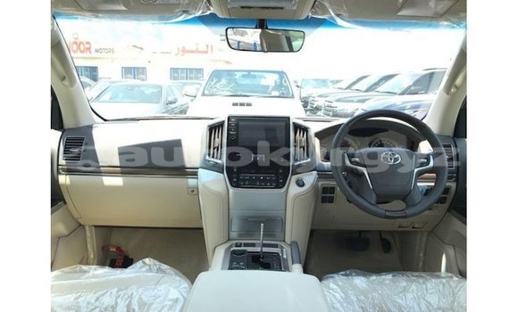 Buy Import Toyota Land Cruiser Blue Car in Import - Dubai in Batken Buy Import Toyota Land Cruiser Blue Car in Import - Dubai in Batken