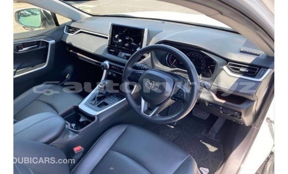 Buy Import Toyota 4Runner White Car in Import - Dubai in Batken Buy Import Toyota 4Runner White Car in Import - Dubai in Batken
