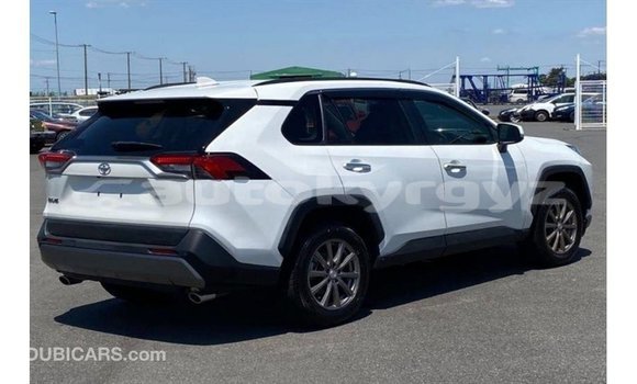 Buy Import Toyota 4Runner White Car in Import - Dubai in Batken Buy Import Toyota 4Runner White Car in Import - Dubai in Batken