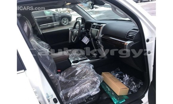 Buy Import Toyota 4Runner White Car in Import - Dubai in Batken Buy Import Toyota 4Runner White Car in Import - Dubai in Batken