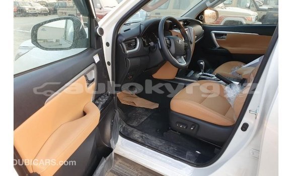 Buy Import Toyota Fortuner White Car in Import - Dubai in Batken Buy Import Toyota Fortuner White Car in Import - Dubai in Batken