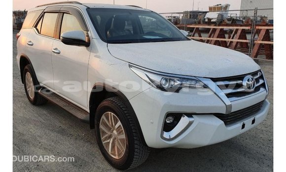 Buy Import Toyota Fortuner White Car in Import - Dubai in Batken Buy Import Toyota Fortuner White Car in Import - Dubai in Batken