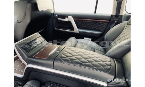 Buy Import Toyota Land Cruiser Black Car in Import - Dubai in Batken Buy Import Toyota Land Cruiser Black Car in Import - Dubai in Batken