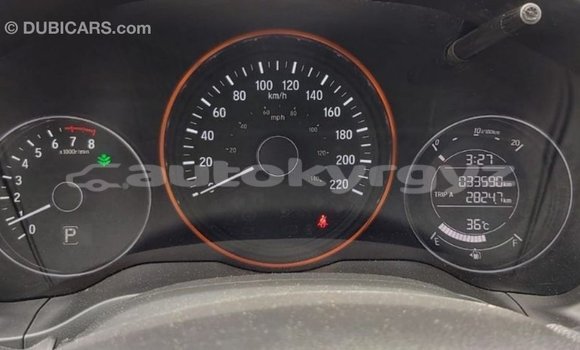 Buy Import Honda C White Bike in Import - Dubai in Batken Buy Import Honda C White Bike in Import - Dubai in Batken