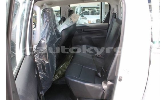 Buy Import Toyota Hilux White Car in Import - Dubai in Batken Buy Import Toyota Hilux White Car in Import - Dubai in Batken