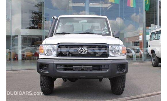 Buy Import Toyota Land Cruiser White Car in Import - Dubai in Batken Buy Import Toyota Land Cruiser White Car in Import - Dubai in Batken