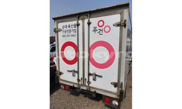 Buy Import Kia Carens White Car in Import - Dubai in Batken Buy Import Kia Carens White Car in Import - Dubai in Batken