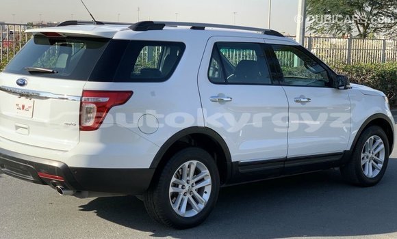 Buy Import Ford Explorer White Car in Import - Dubai in Batken Buy Import Ford Explorer White Car in Import - Dubai in Batken
