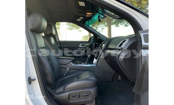 Buy Import Ford Explorer White Car in Import - Dubai in Batken Buy Import Ford Explorer White Car in Import - Dubai in Batken