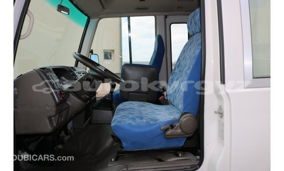 Buy Import Mitsubishi L400 White Truck in Import - Dubai in Batken