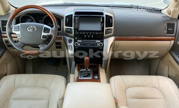 Buy Import Toyota Land Cruiser White Car in Import - Dubai in Batken Buy Import Toyota Land Cruiser White Car in Import - Dubai in Batken